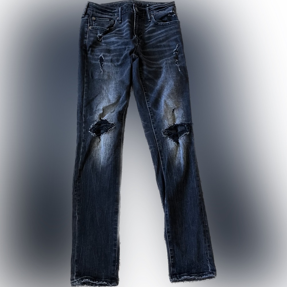 American Eagle distressed jeans
